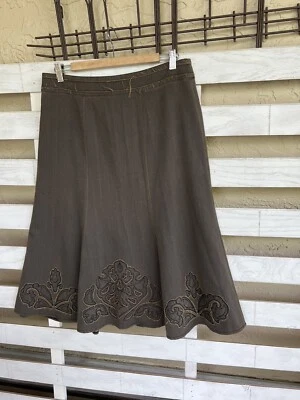 Falda CABI Marrón Acampanada Línea A Vintage Fray Bordado Mujer 8 Marrón Oscuro Cremallera Foto 1 de 4