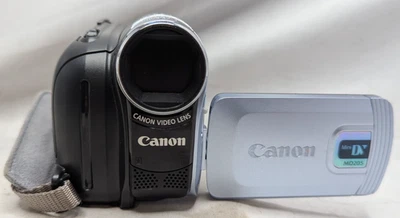 Canon MD205 Handheld MiniDV Camcorder Blue Tested - Image 1 of 3