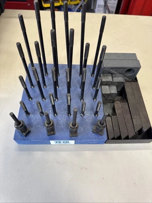 Kit de abrazadera de paso y perno de tuerca en T Te-Co Foto 1 de 4