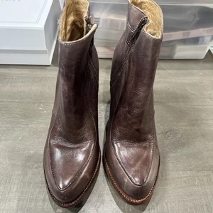 Botas botín mujer Bedstu Isla cuero envejecido cremallera hebilla 10 - Imagen 1 de 9