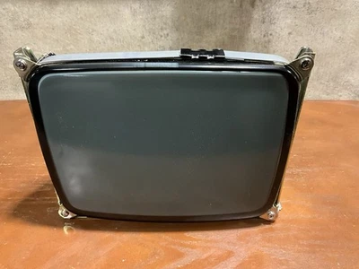 NEW ZENITH CRT MONITOR COMPL 5980-01-392-3520 PART # 800-0040 - Image 1 of 4