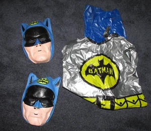 Vintage Batman Halloween Plastic Mask X 2 & COSTUME Ben Cooper 1976 🎃 - Picture 1 of 15