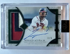 2024 Topps Transcendant RONALD ACUNA JR G/U 3 Color Patch Auto /5 Sealed Braves - Picture 1 of 2
