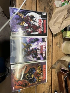 2024 Deadpool and Wolverine WWIII #1-#3; JUEGO COMPLETO. FUNDAS ADAM KUBERT. Casi nuevo. - Imagen 1 de 4