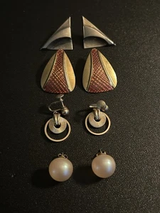 Mixed Lot Of 4 Pairs Vintage 1 Screw on 3 pierced Earrings - Picture 1 of 4