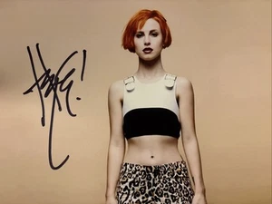 Hayley Williams / Tat Sängerin Sexy Smile Paramore signed Autogramm 8x10 Foto COA - Bild 1 von 3