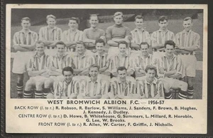 DAILY EXPRESS-FOOTBALL TEAM GROUP 1956/57 (POSTCARD)-#92- WEST BROMWICH ALBION - Picture 1 of 2