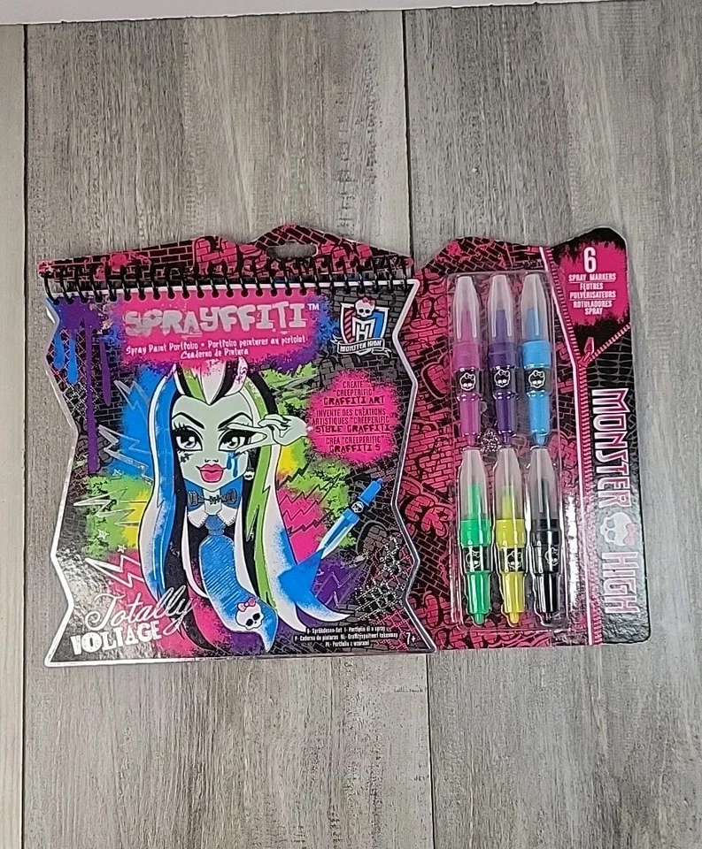 Brand New Old Stock Monster High RARE Sprayffiti Set - Monster High Art Set - Image 1 of 4