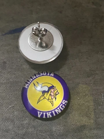 Minnesota Vikings handmade stainless steel stud earrings Cover