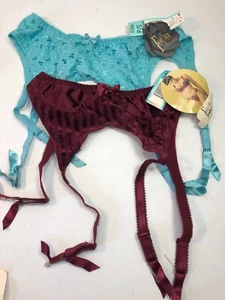NEW VINTAGE 2 Felina Garters NWT - Picture 1 of 9