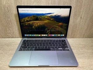 Apple MacBook Pro 13 pollici (256 GB SSD, M1, 8 GB) - grigio siderale - Foto 1 di 15