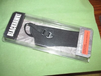 Funda de cadera de nailon derecha Blackhawk talla 16 para 51/2"-6" barril .22 autos - 73NH16BK-R Foto 1 de 4