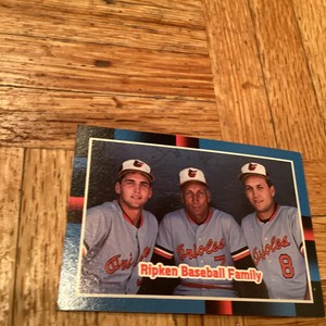 1988 Donruss #625 Ripken Baseball Family Billy, Cal Sr. Cal Jr.)  Orioles