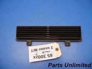 85-89 Nissan 300zx Z31 OEM center dash A/C ac air vent TAN/BROWN *crack - Picture 1 of 5