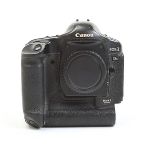 Canon EOS-1Ds Mark II + Defective (272993) - Picture 1 of 12