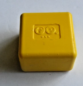 1977 Fisher Price Shape Sorter Yellow Square Only Replacement 414 Vintage - Picture 1 of 2