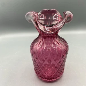 Cranberry Glas Diamant gesteppt geraffter Rand Vase 7" - Bild 1 von 8