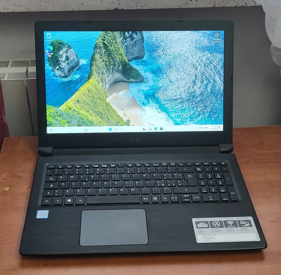 Notebook Acer Aspire 3 Intel Core i3 Di 7a Gen. Ram 8Gb  - Immagine 1 di 4
