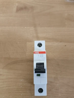ABB S201-B10 Leitungsschutzschalter 10A | 1-polig 6kA | 2CDS251001R0105 - Bild 1 von 2
