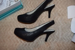 Clarks DRUM MAJOR 9E Wide Fit Black Leather Snake Sling Back Court Shoes 4" Heel - Picture 1 of 17