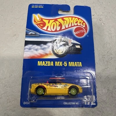 HOT WHEELS BLUE CARD COLLECTOR # 172 MAZDA MX-5 MIATA-PC WHEELS - Image 1 of 2
