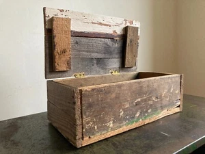 Vintage Scratch Made Tack Room Wooden Box Farmhouse Barn Salvage - Picture 1 of 18