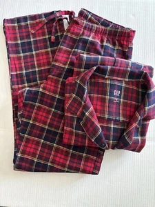 NUEVO SIN ETIQUETAS**JUEGO DE PIJAMA DE FRANELA PARA HOMBRE GAP* botón * talla mediana (M)** rojo/negro/blanco - Imagen 1 de 4