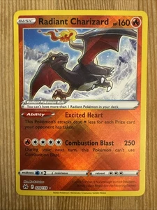 Radiant Charizard - 020/159 - Radiant Rare Crown Zenith Pokemon NM - Bild 1 von 2