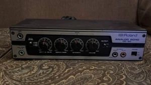 ROLAND DC-20 Analog Echo Vintage Gitarreneffekttest abgeschlossen funktioniert - Bild 1 von 3