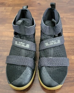Nike LeBron Soldier 10 SFG Black Gum - Size 6.5Y - Picture 1 of 10