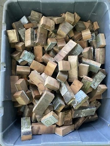 Lot Of 100 Assorted Pieces Vintage Letterpress Printing Wooden Block 1940-1960s - Picture 1 of 4