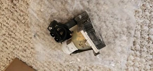 VLT-HC900LP Replacement Lamp & Housing for Mitsubishi Projectors - Picture 1 of 9