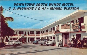 Miami FL South Winds Motel Old Cars Postcard - Picture 1 of 2