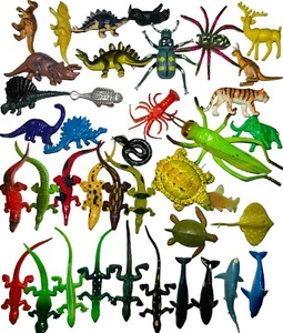 LOTTO giocattoli 39 pezzi ANIMALI IN GOMMA e DINOSAURI anni 70/80/90 - Imagen 1 de 1