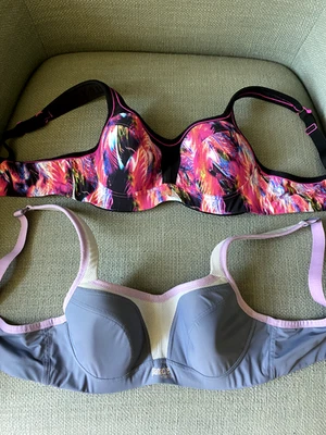 Sujetadores deportivos Panache con aros para mujer (talla 32C) Foto 1 de 4