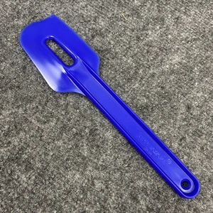 Tupperware Paddle Scraper Gadget Spatula Blue New 13-34 - Picture 1 of 4
