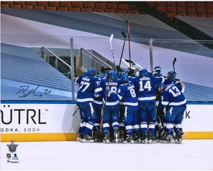 Brayden Point TB Lightning Signed 16x20 5-OT Game-Winning Goal Celebration Photo - Picture 1 of 1