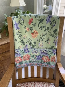 April Cornell - Breakfast Square Tablecloth- 49 x 49"- Sage Purple Floral - Picture 1 of 11