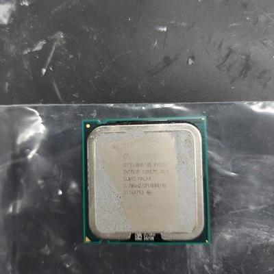 {Intel} Core 2 Duo E4500 2.20GHz Socket LGA775 CPU {SLA96} - Image 1 of 2