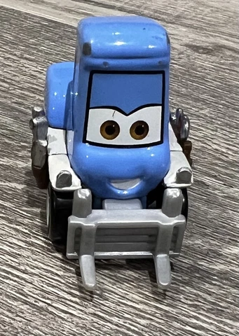 Dottie Disney Pixar Planes Dusty Crophopper Pitty Mattel Diecast Cover