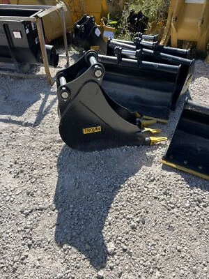 12 Inch Tooth Bucket Cat 303 304 John Deere 35 New Holland Sany 45 Mm Pins - Image 1 of 4