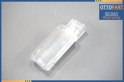 2006-2012 MERCEDES R350 Rear Right Inner Courtesy Light Map Lamp OEM A1648200321 - Image 1 of 4