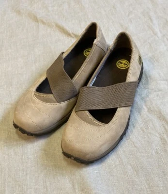 Zapatos sin cordones TIMBERLAND Brittarina para mujer beige Mary Jane cómodos EE. UU. 7M Foto 1 de 4