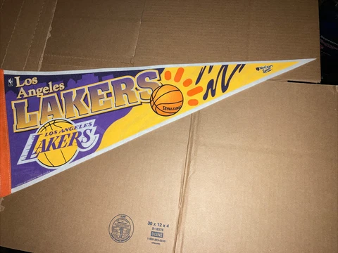 LOS ANGELES LAKERS EDITION #4 PENNANT/WINCRAFT.PURCHASED FROM WINCRAFT IN 1997 Cover