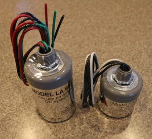 Delta LA302R e LA602DC Lightning Arrestor AC residenziale DC solare, vento - Foto 1 di 5
