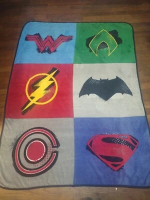 DC Comics Justice League Batman Superman Robin Flash Fleece Throw Blanket 57x42 - Image 1 of 4