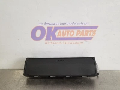 23 2023 BMW 530I SRS KNEE FRONT RIGHT PASSENGER - Image 1 of 4