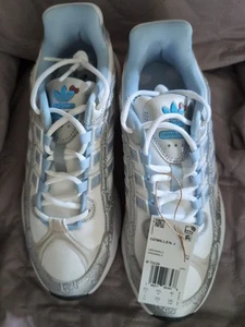 Hello Kitty Big Girls Size 7 Brand New - Picture 1 of 2