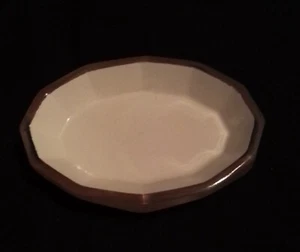 Vintage Handmade Soap Dish; Apricot With Light Beige Interior - Picture 1 of 4