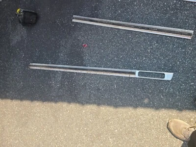  Camión Ford F150 Ranger 1973-1979 guardabarros delantero lado izquierdo solo moldura Foto 1 de 3